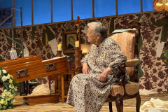 YO-SOLO-QUIERO-IRME-A-FRANCIA-06