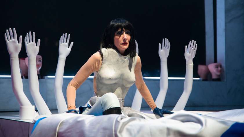 LAS AMARGAS LÁGRIMAS DE PETRA VON KANT